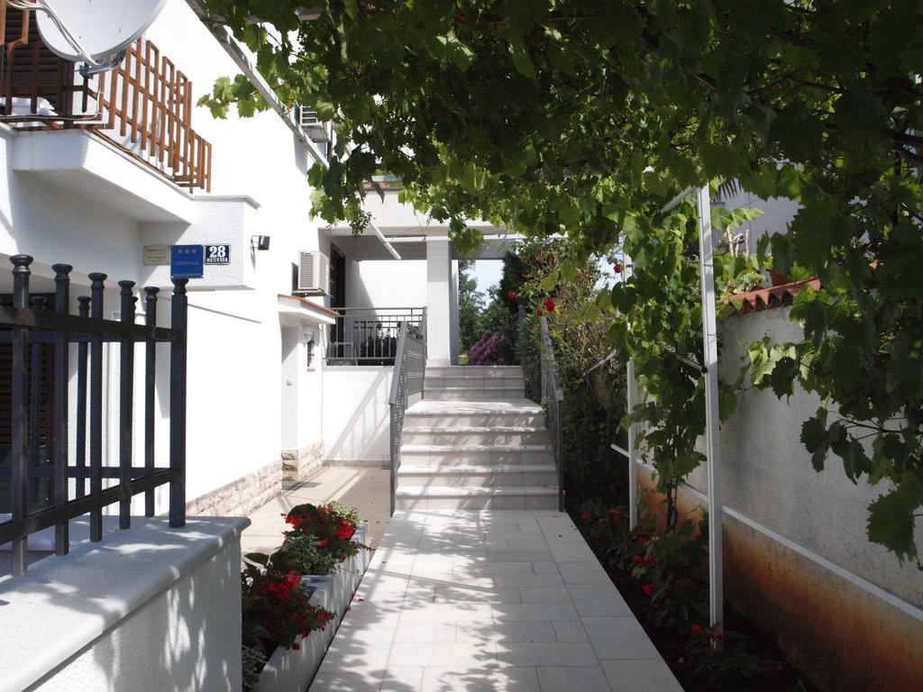 Apartment Materada Donato *